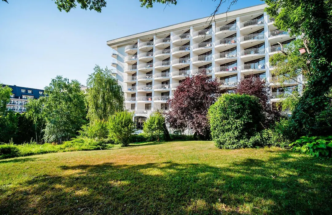 Prestige Grand Hotel & Aquapark-1
